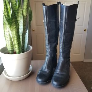 Black Leather Calf/Knee-High Boots